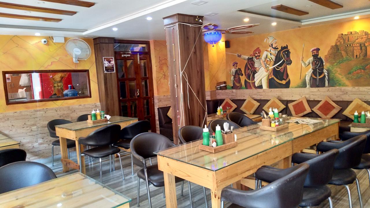 Om Shanthi Paying Guest House Váránasí Exteriér fotografie
