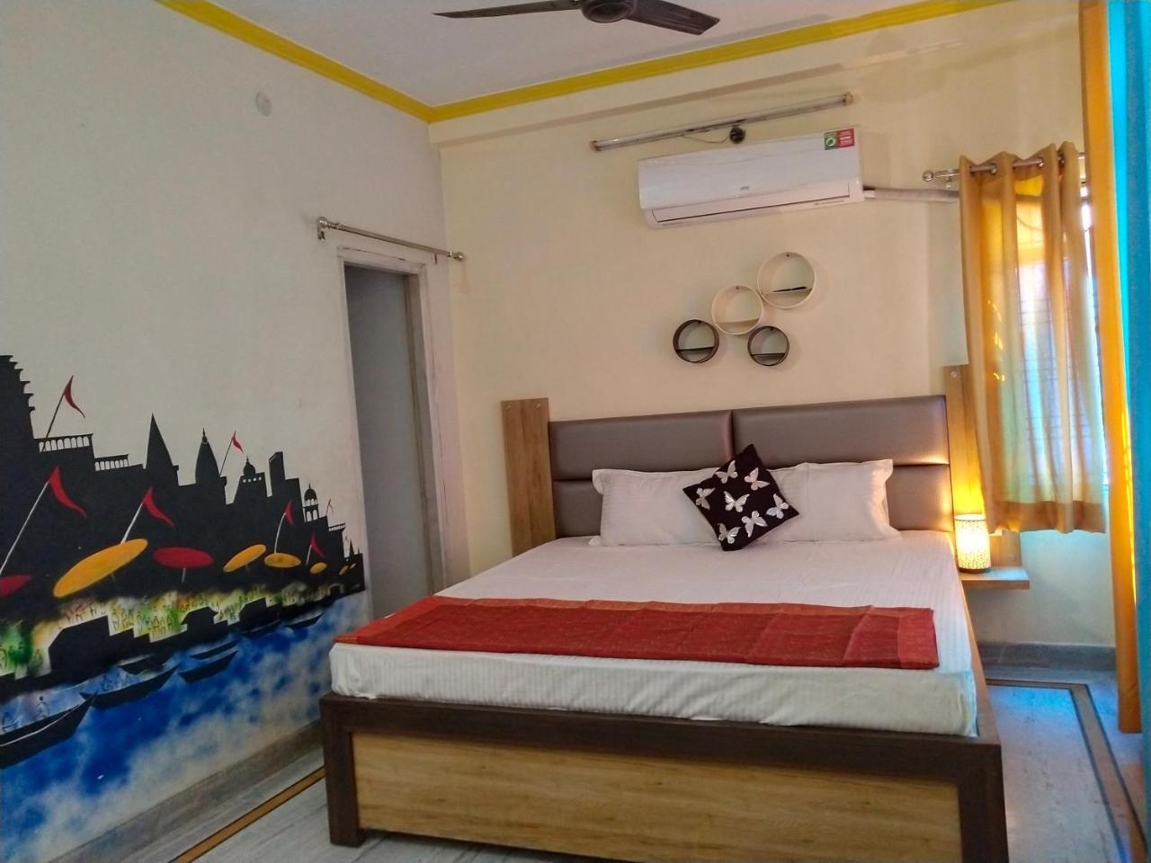 Om Shanthi Paying Guest House Váránasí Exteriér fotografie